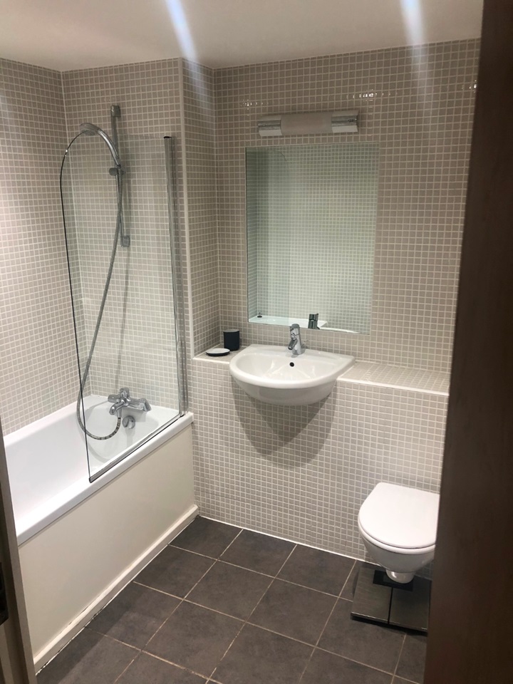 1 Bed Flat, Mirabel Street, M3 photo 2