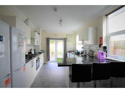 Room in a Shared House, Glencoe Street, HU3