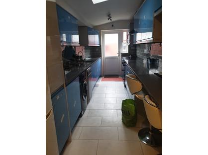 Room in a Shared House, Warbank Crescent, CR0