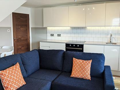 2 Bed Flat, Lamington Street, W6