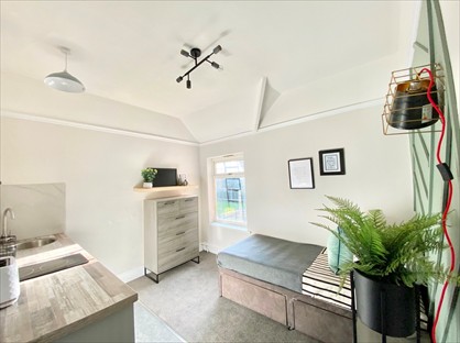 Room in a Shared House, Park Crescent, WV1