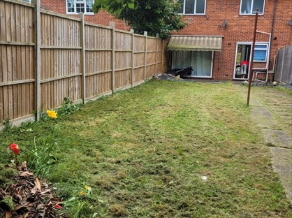 Room in a Shared House, Wedhey, CM19