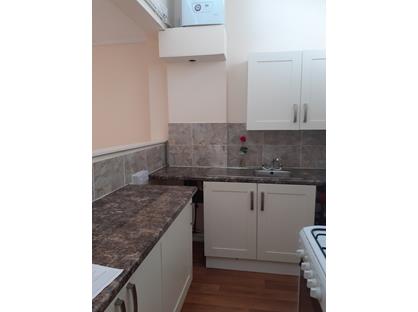 2 Bed Flat, Newcastle-U-Lyme, ST5