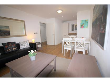 1 Bed Flat, Blondin Way, SE16