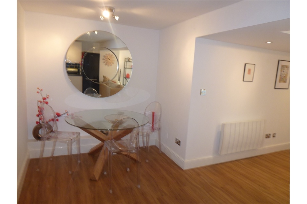 Northampton 2 Bed Flat, Derngate, NN1 To Rent Now for £1,200.00 p/m