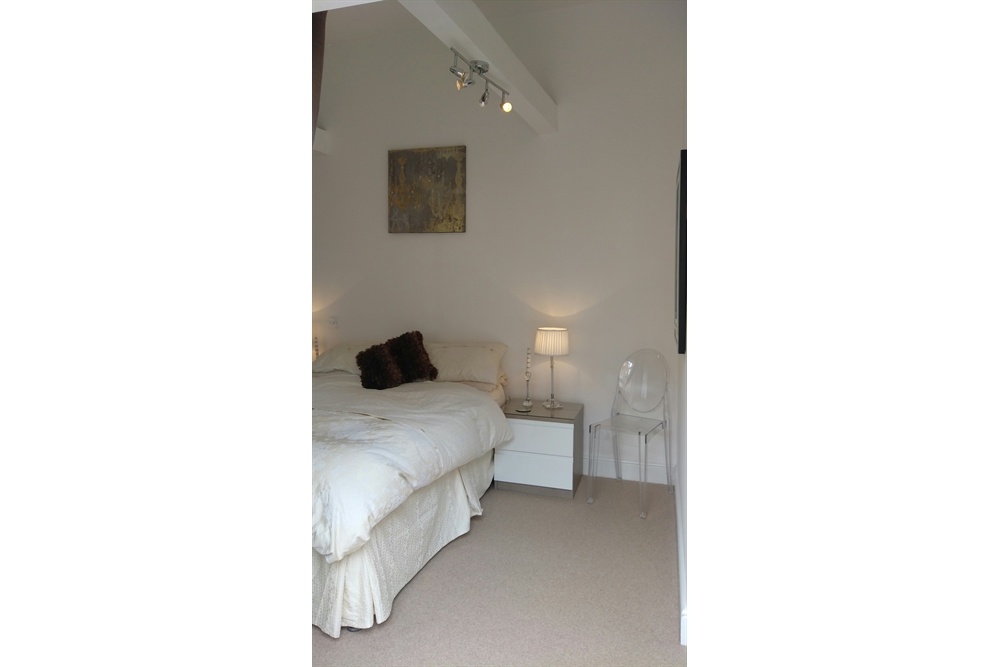 Northampton 2 Bed Flat, Derngate, NN1 To Rent Now for £1,200.00 p/m