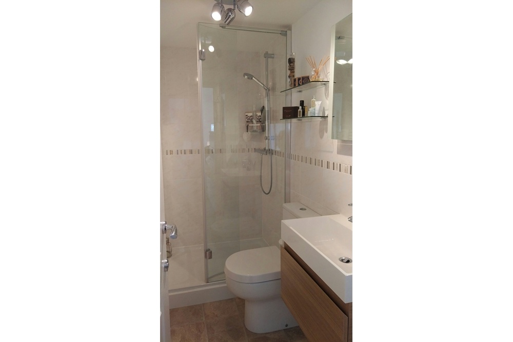 Northampton 2 Bed Flat, Derngate, NN1 To Rent Now for £1,200.00 p/m