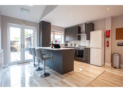 Room in a Shared House, Crompton Road, SK11