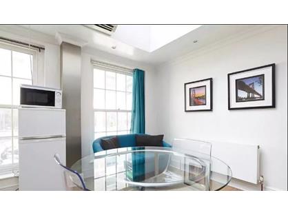 Studio Flat, Alie Street, E1