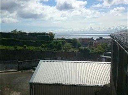 1 Bed Flat, Mitchell St., KY1