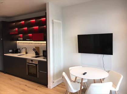 1 Bed Flat, Bridgewater House, E14