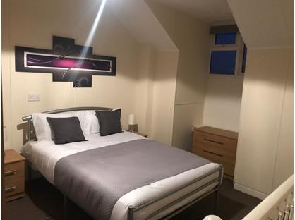 Room in a Shared House, Main Street, NG20