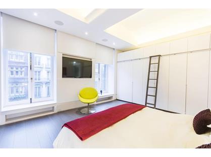 1 Bed Flat, Fortunes Walk, E20