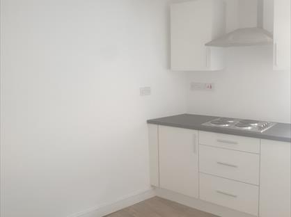 1 Bed Flat, Daisy Hill, WF13