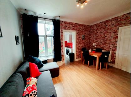 1 Bed Flat, Elmbank Street, ML4