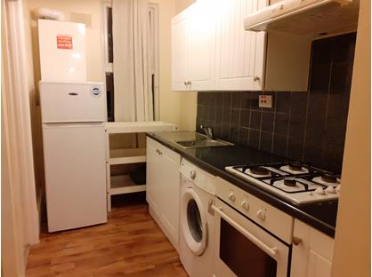 2 Bed Maisonette, Dowsett Road, N17