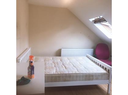 Room in a Shared House, South Park Terrace, IG1