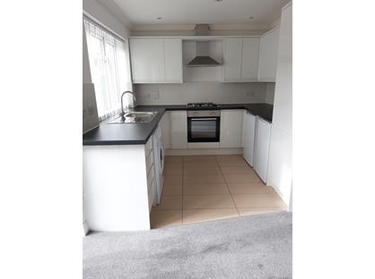 1 Bed Flat, Elm Gardens, CR4