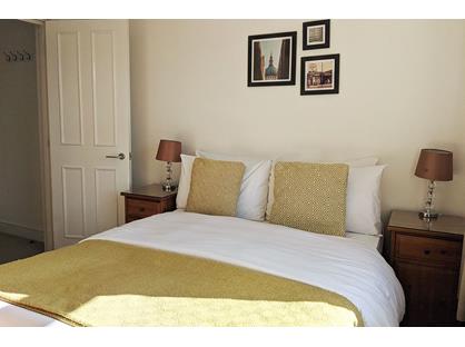 2 Bed Flat, Hammersmith Grove, W6