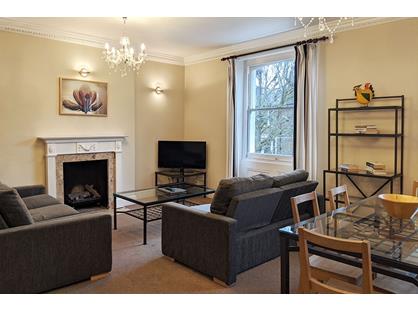 2 Bed Flat, Hammersmith Grove, W6