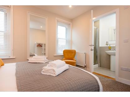 2 Bed Flat, Hereford Road, PO5