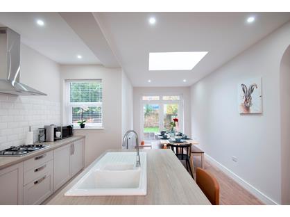 4 Bed Terraced House, Harold Road, PO4