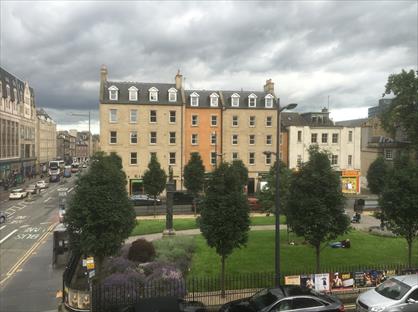 2 Bed Flat, Nicolson Square, EH8