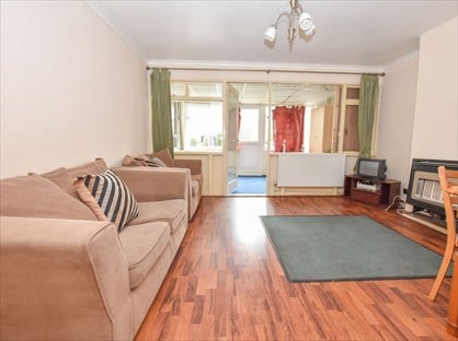 2 Bed Terraced House, Frayslea, UB8