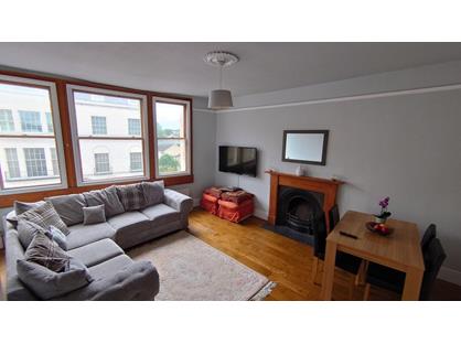 1 Bed Flat, Bathwick Street, BA2