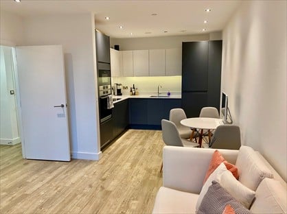 1 Bed Flat, Wyke Road, E3