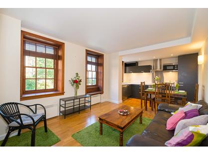 1 Bed Flat, Gilbert Scott Building, SW15