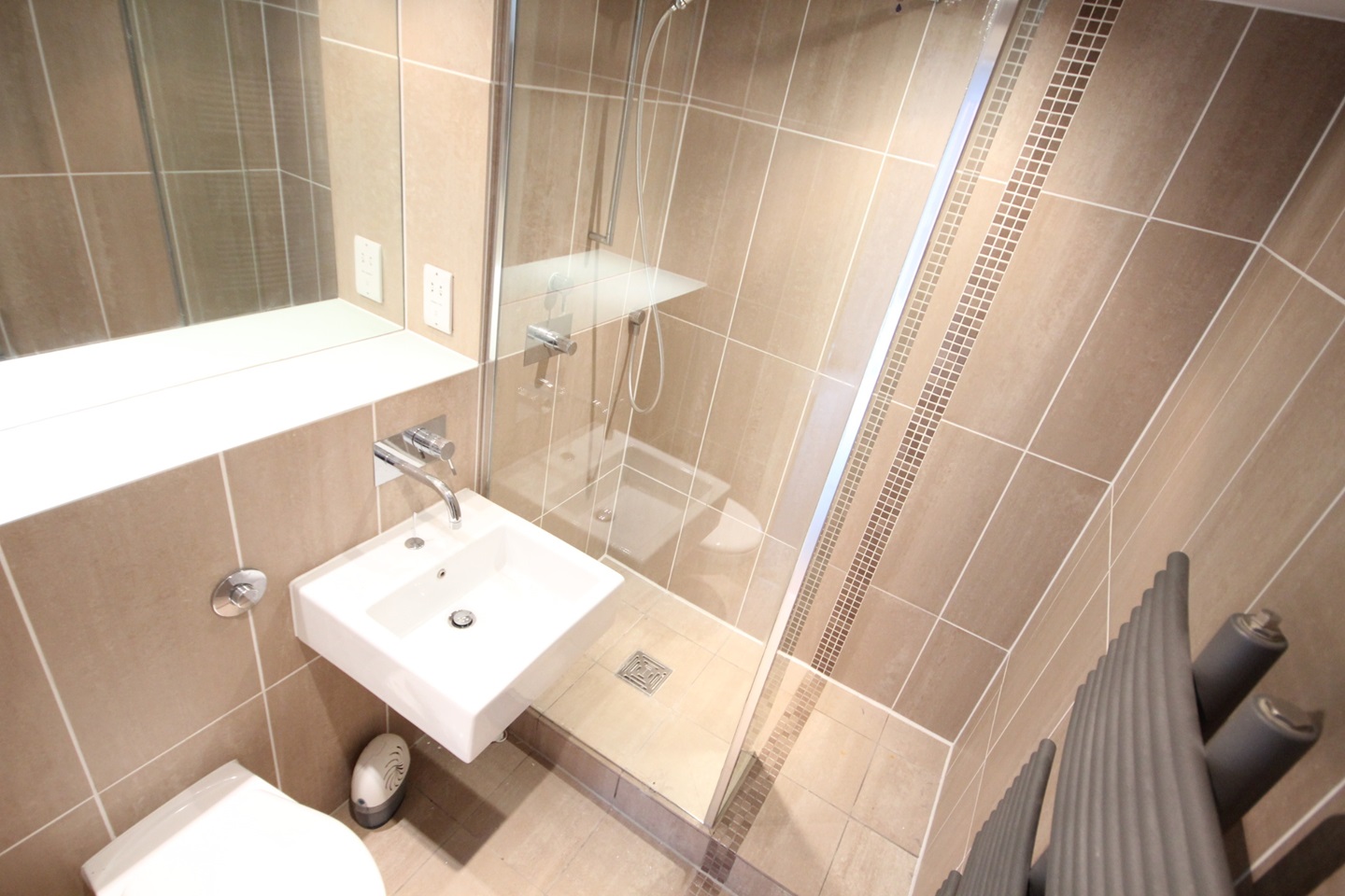 2 Bed Flat, East Street, LS9 photo 5