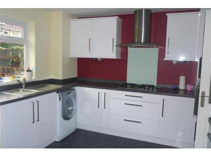 3 Bed Terraced House, Wayford Walk, NG6