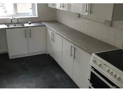 2 Bed Flat, High Street, DL17