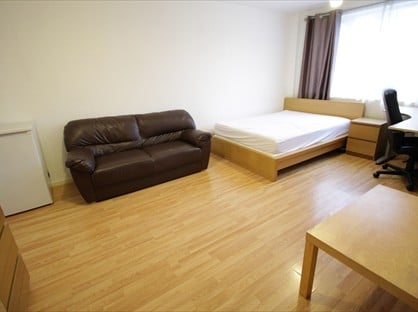 Room in a Shared House, Rosher Close, E15
