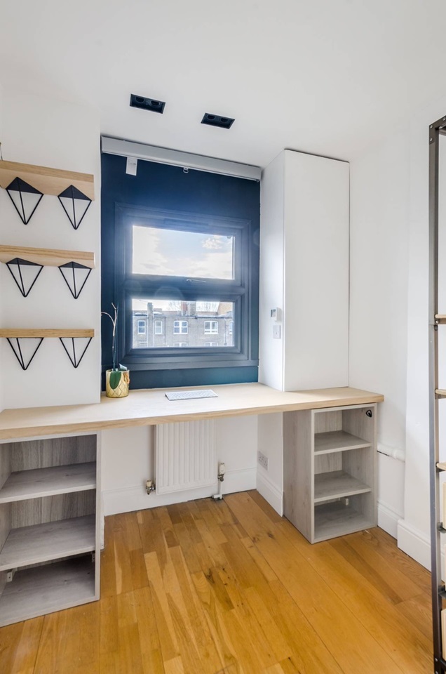 Studio Flat, Talgarth Road, W14 photo 5