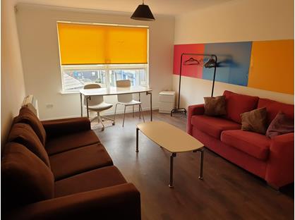 2 Bed Flat, Otago Street, G12