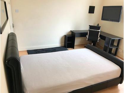 Room in a Shared House, George Street, LE11