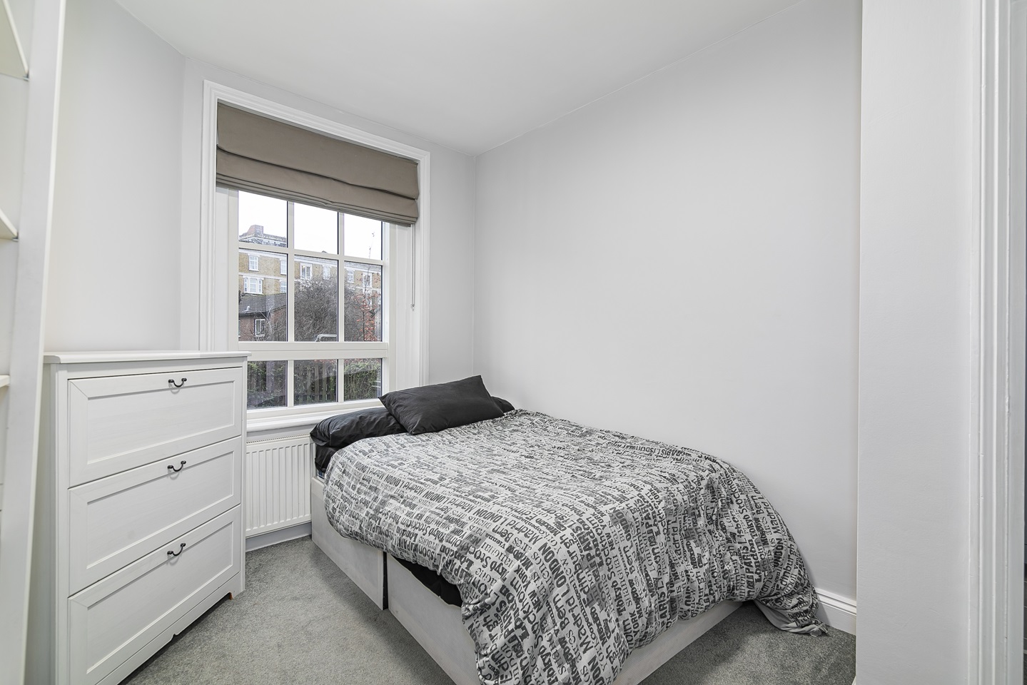3 Bed Flat, Wilmot Street, E2 photo 4