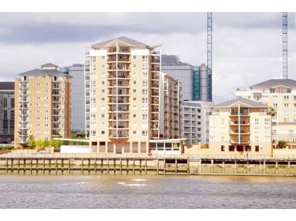 Room in a Shared Flat, Susan Constant Court, E14