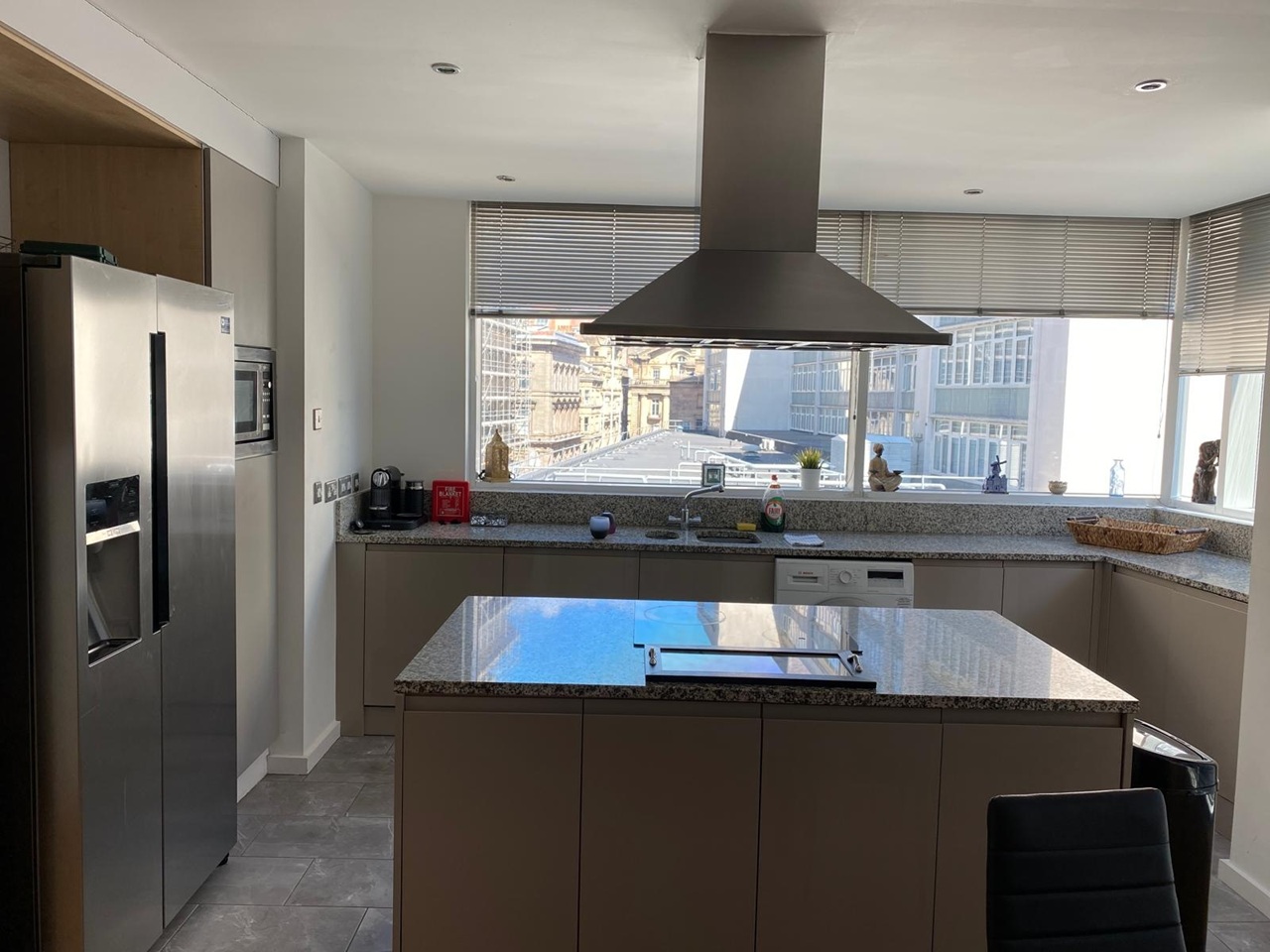 Additional image 8 of 3 Bed Flat, Beetham Plaza, L2, N1 7GU