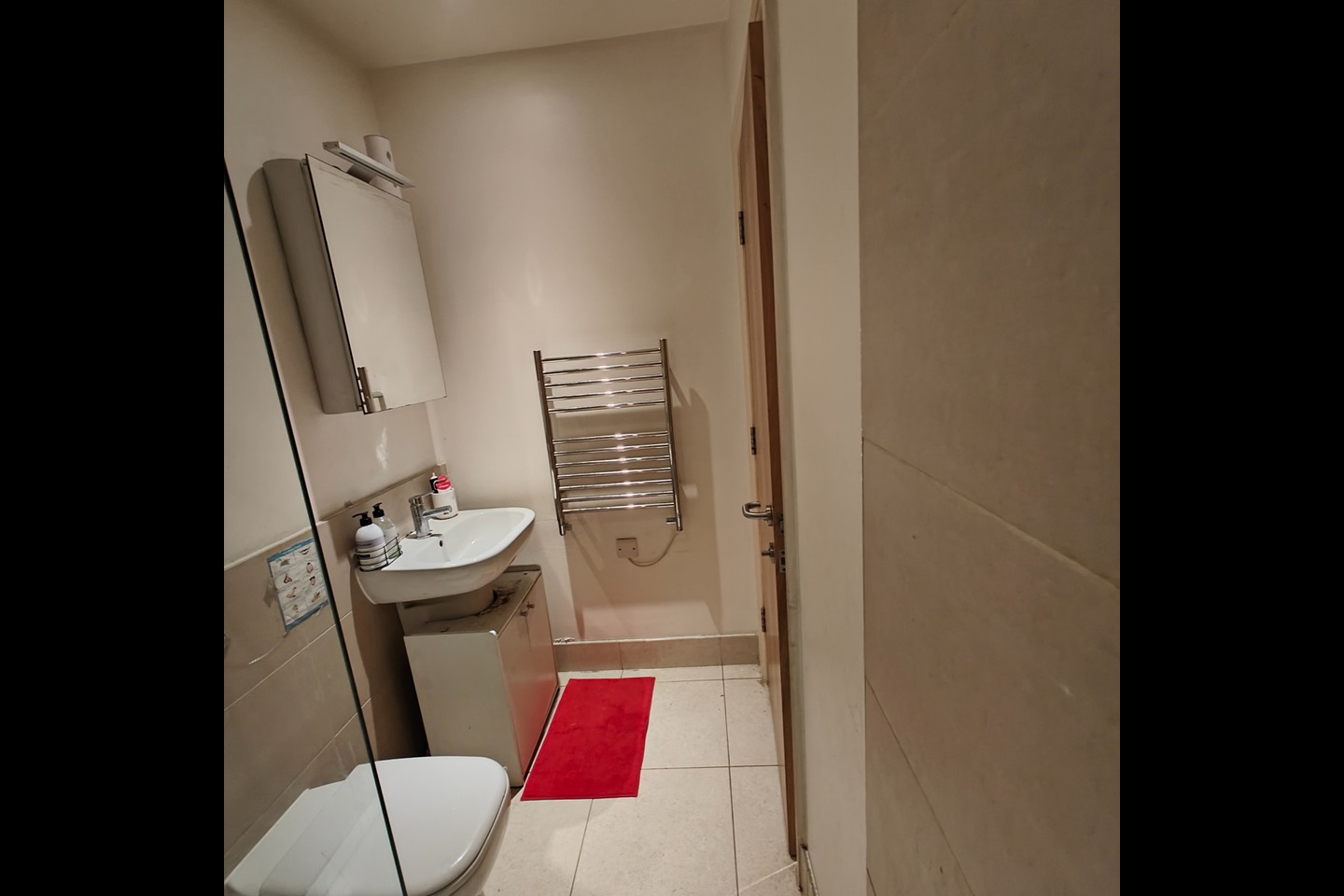 Morden 1 Bed Flat, Parkview Apartments, SM4 To Rent Now for £1,400.