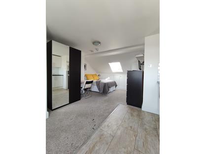 5 Bed Flat, Evelyn Street, SE8