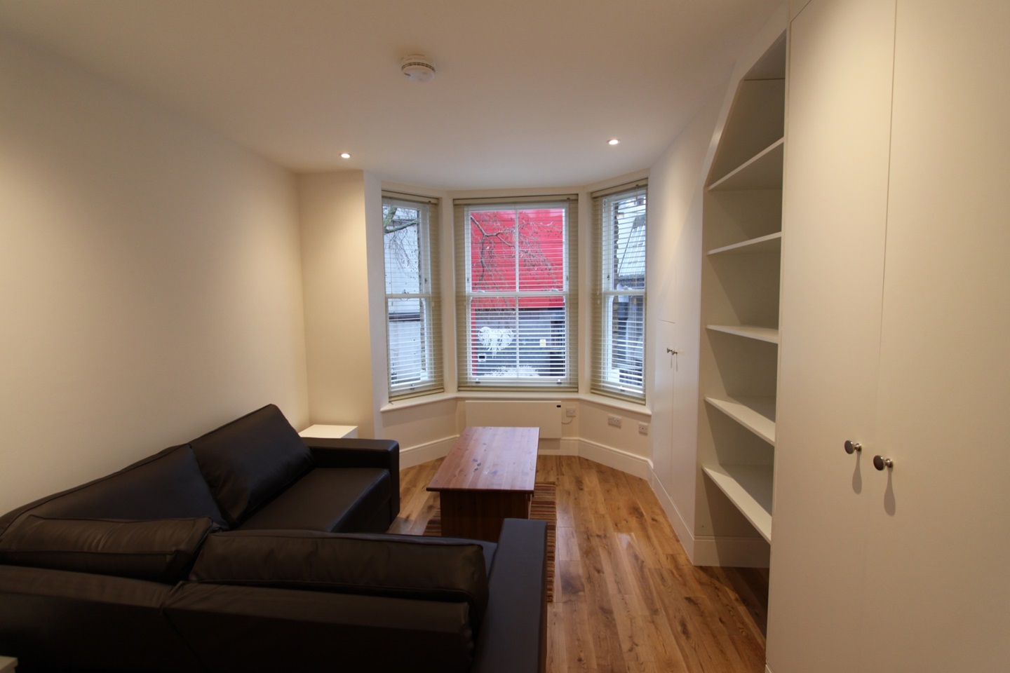 Additional image 4 of Studio Flat, Oswin Street, SE11, N1 7GU