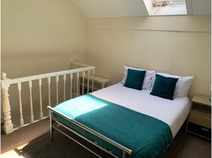 Room in a Shared House, Main Street, NG20