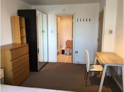 Room in a Shared Flat, Central House, E15