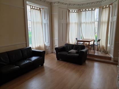 4 Bed Flat, Armadale Street, G31