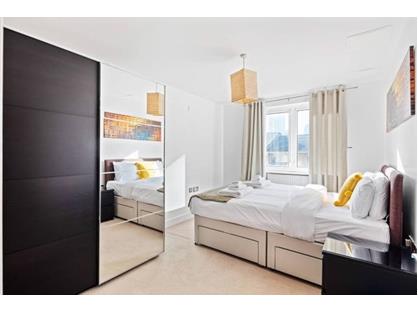 2 Bed Flat, Millharbour, E14