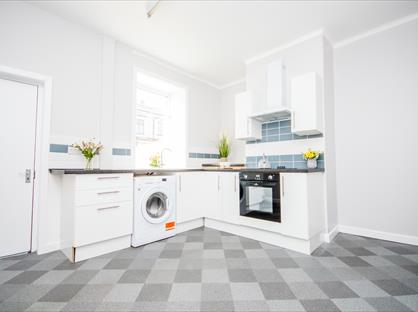 2 Bed Terraced House, Hicks Terrace, BB1