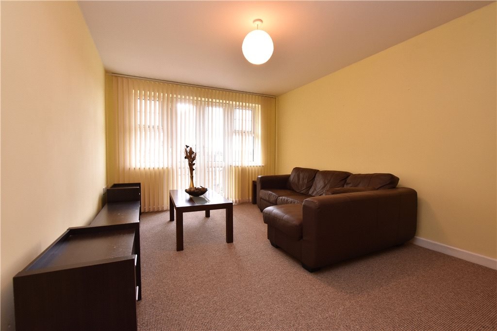 Leeds 2 Bed Flat, Farnley Crescent, LS12 To Rent Now for £775.00 p/m